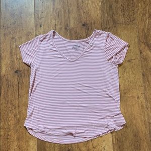 Women’s v-neck striped rue 21 t-shirt